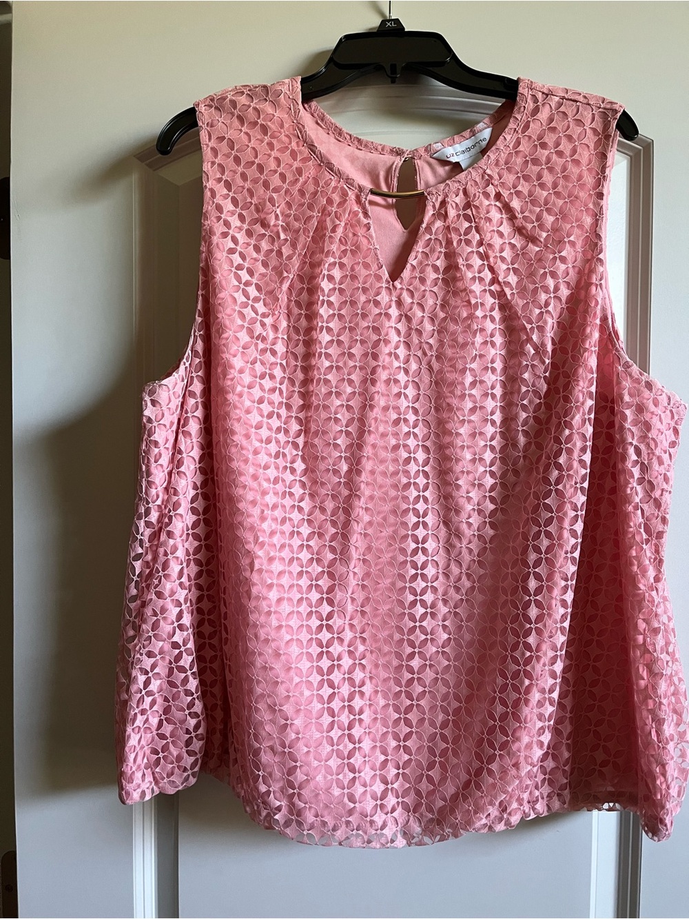Liz Claiborne Pink Eyelet Sleeveless Blouse